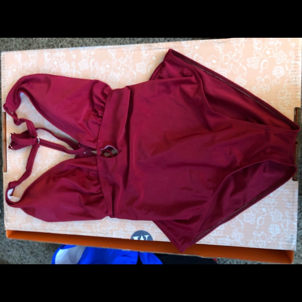 One piece swimsuit